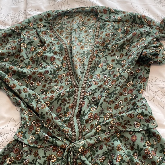 MAX STUDIO tie front top Sz S - Picture 3 of 5